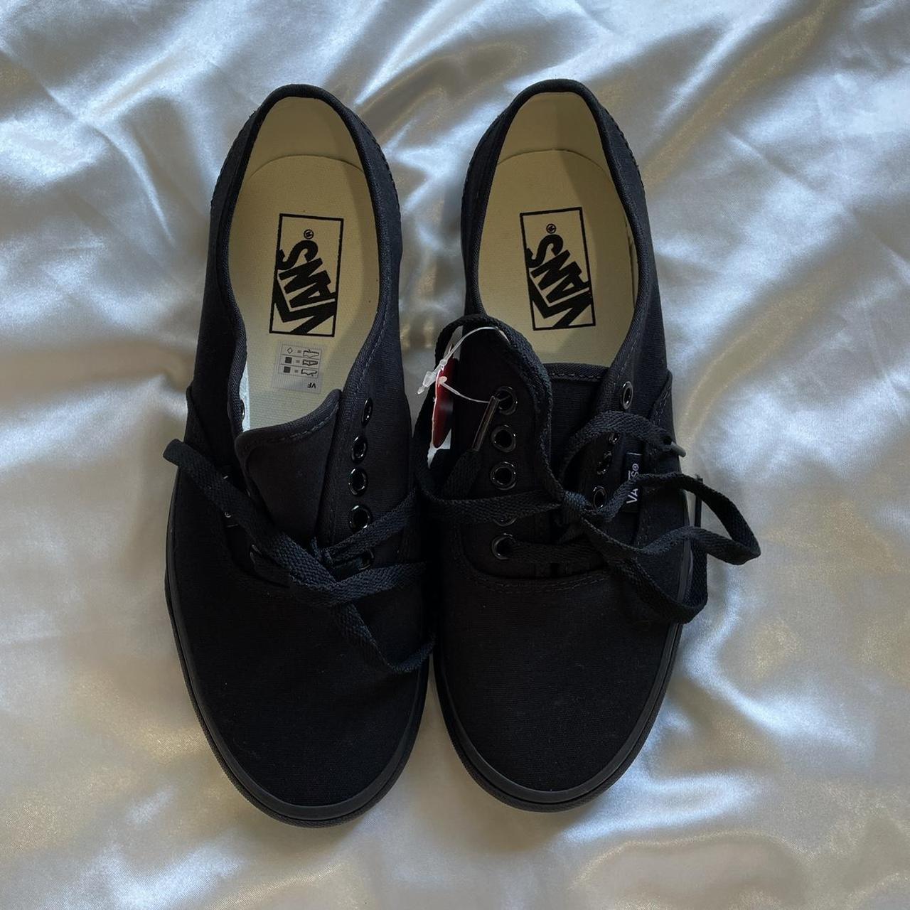 Vans hot sale black tan