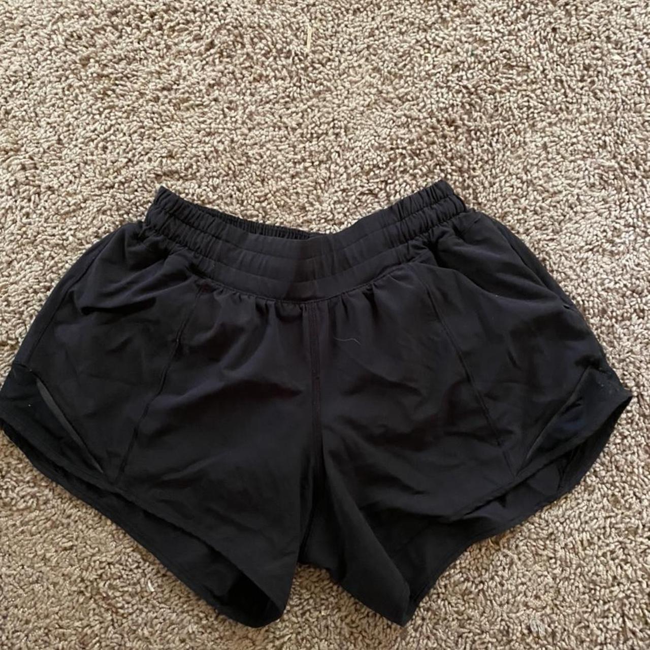 Lululemon black hotty hot shorts