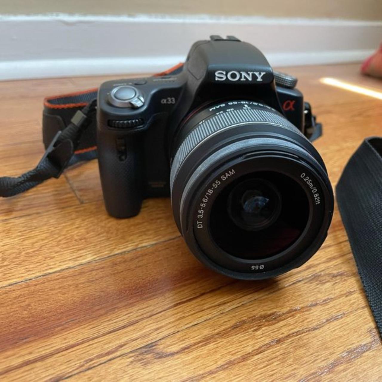 SONY top DIGITAL CAMERA SLT - A33