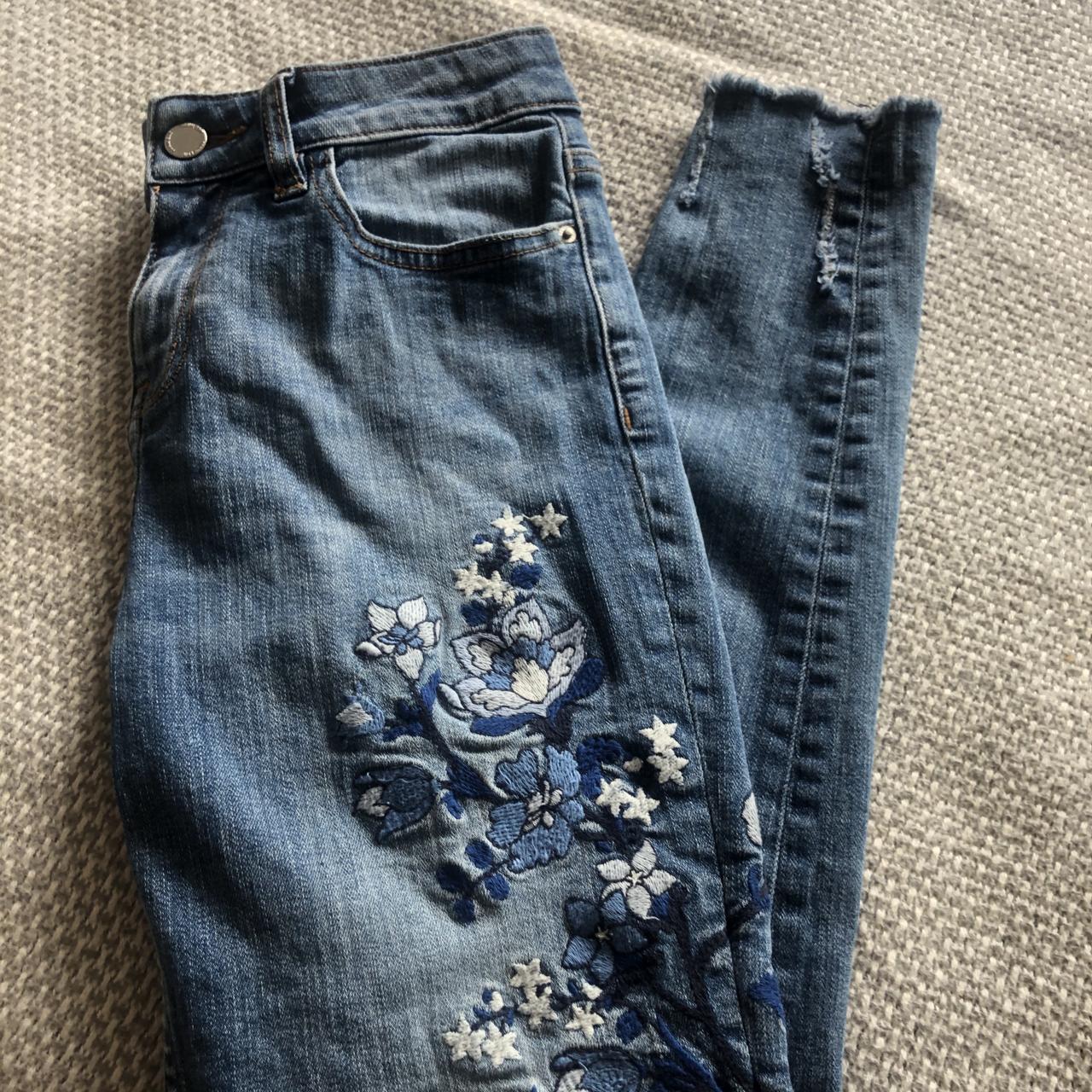 Blue flower appliqué jeans 🌸 Size 6 and only been... - Depop