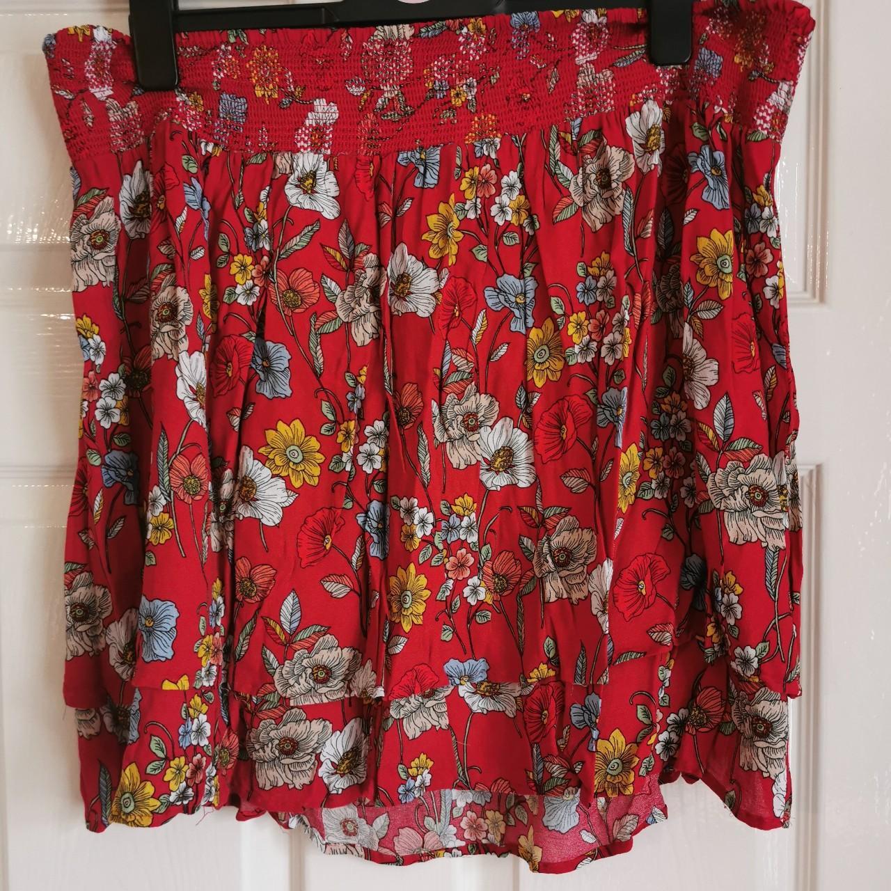 Red floral skirt from f and f size 22 brand new - Depop