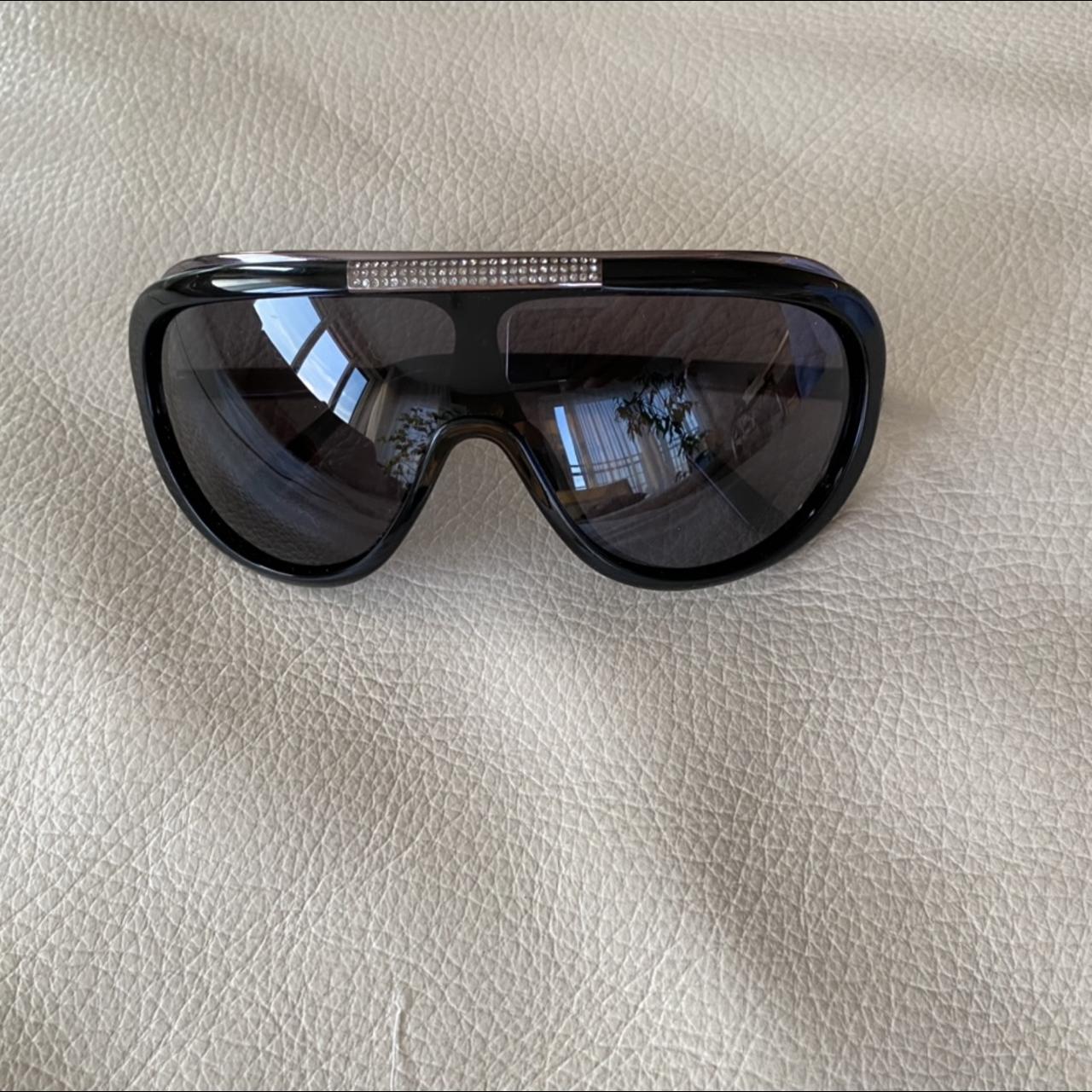 Valentino Womens Sunglasses Depop 