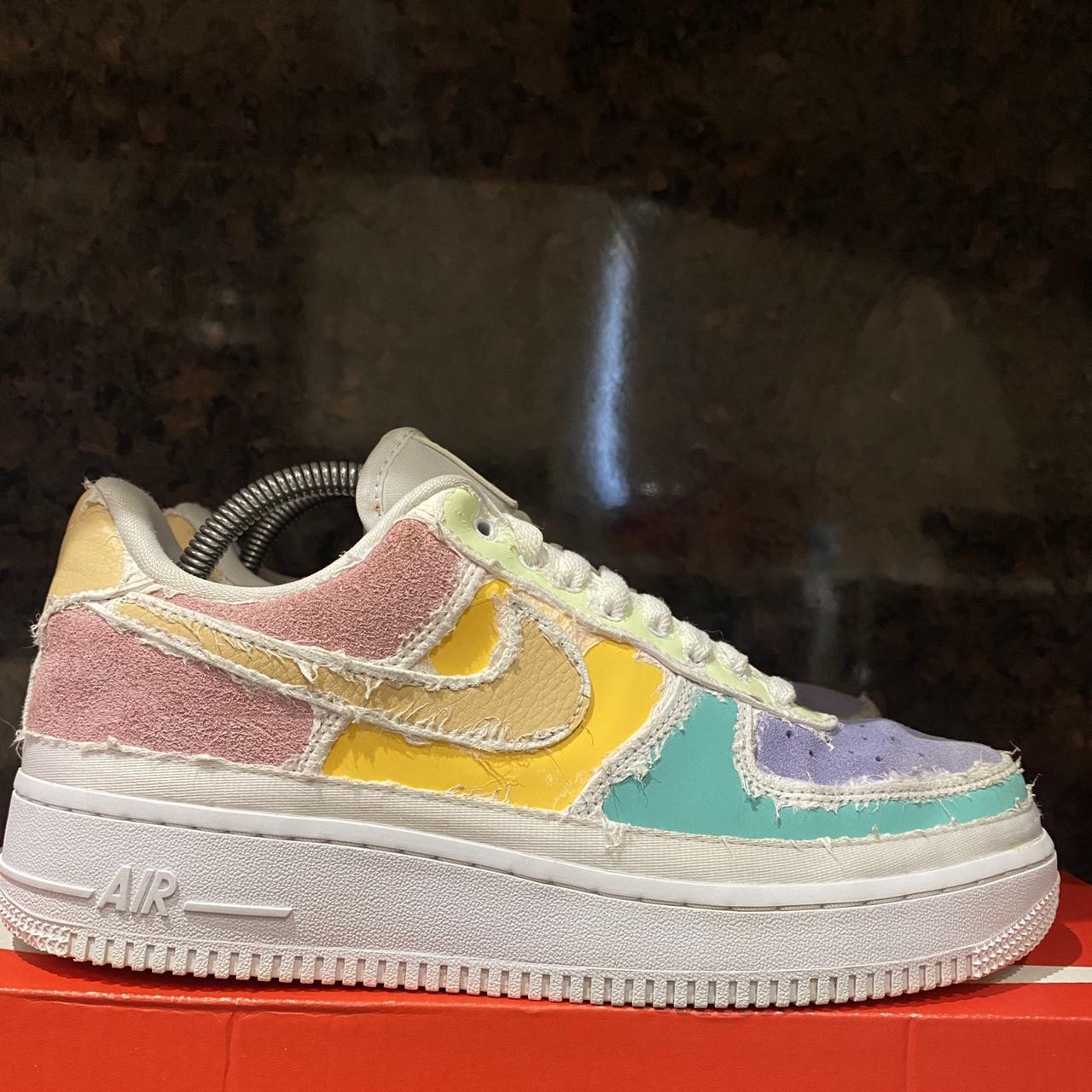 tear nike air force