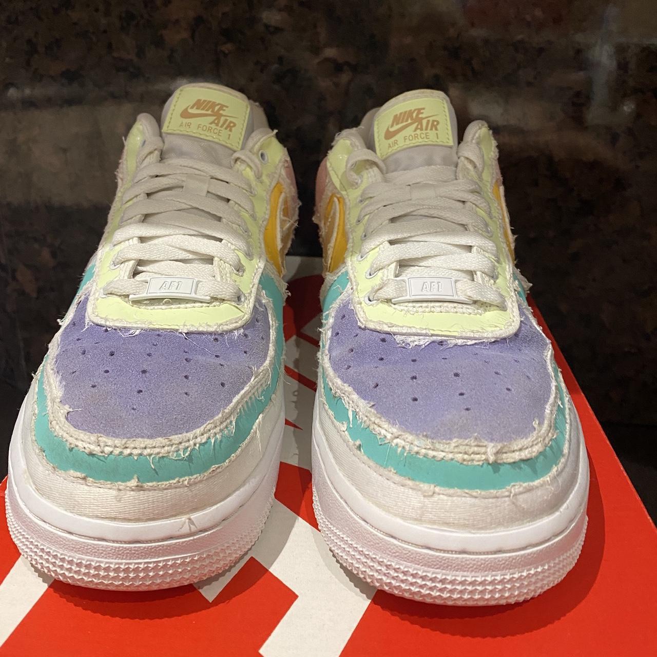 tear nike air force
