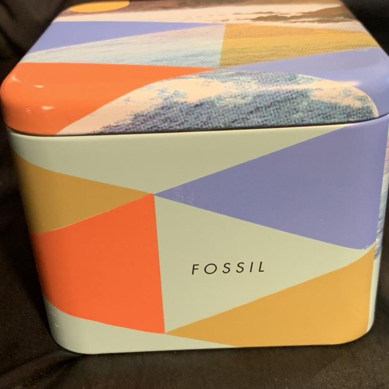 Men’s Fossil Watch Includes the original box.... Depop