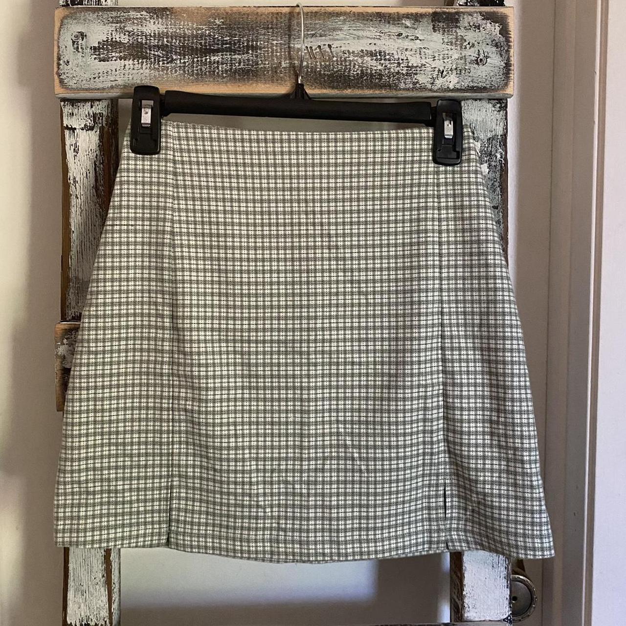Brandy Melville plaid skirt cara high rise green Depop