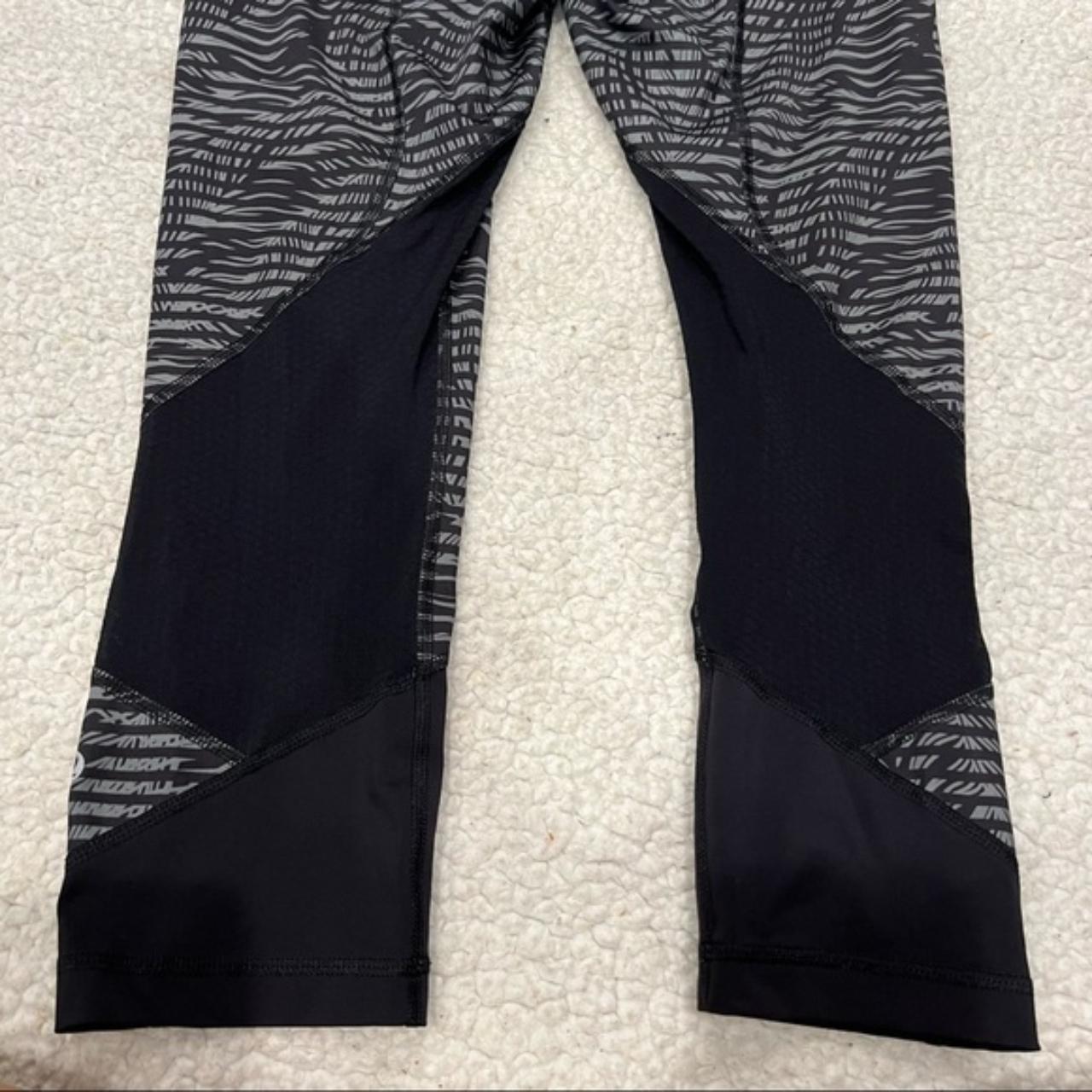 Lululemon Pace Rival Crop Full-On Luxtreme Stripe Play Gray