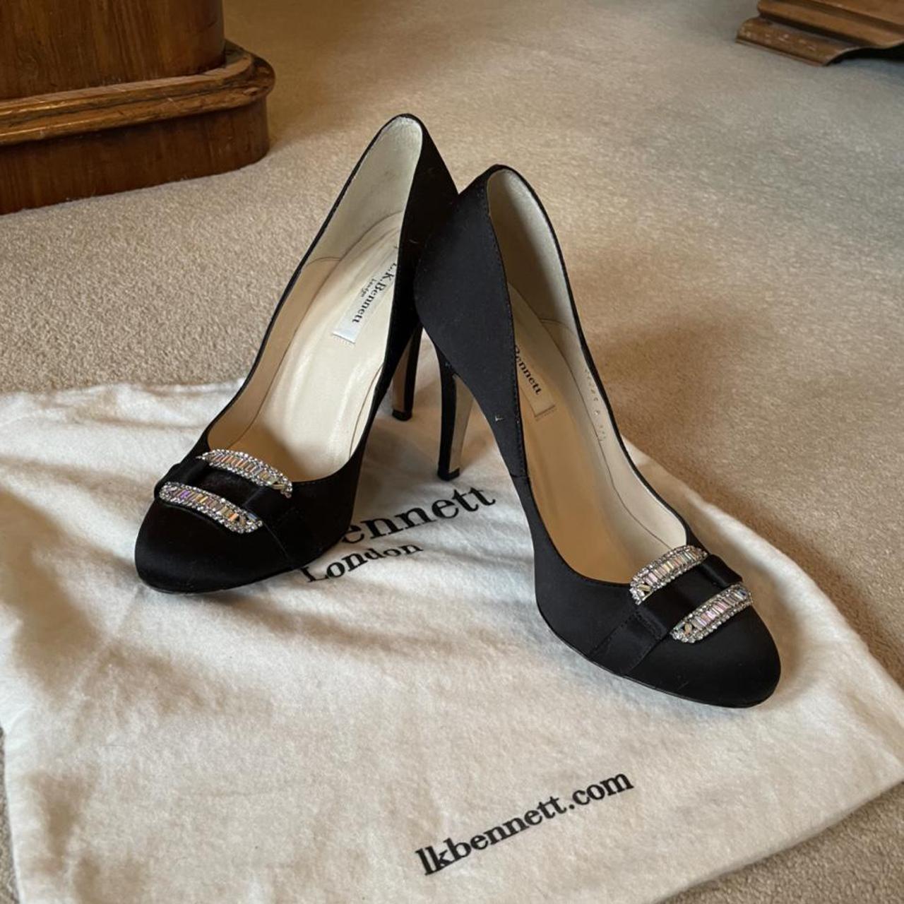 Lk bennett clearance black pumps