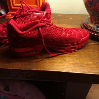 Tns hot sale lava red