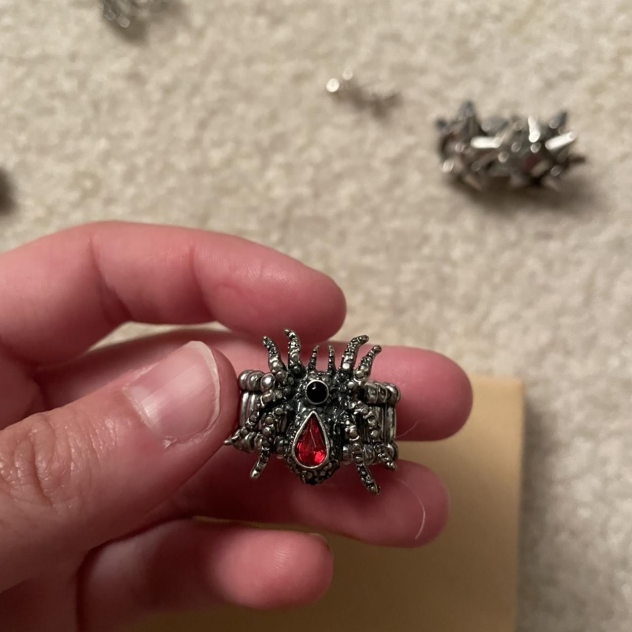 spider ring, only worn once for a costume... Depop