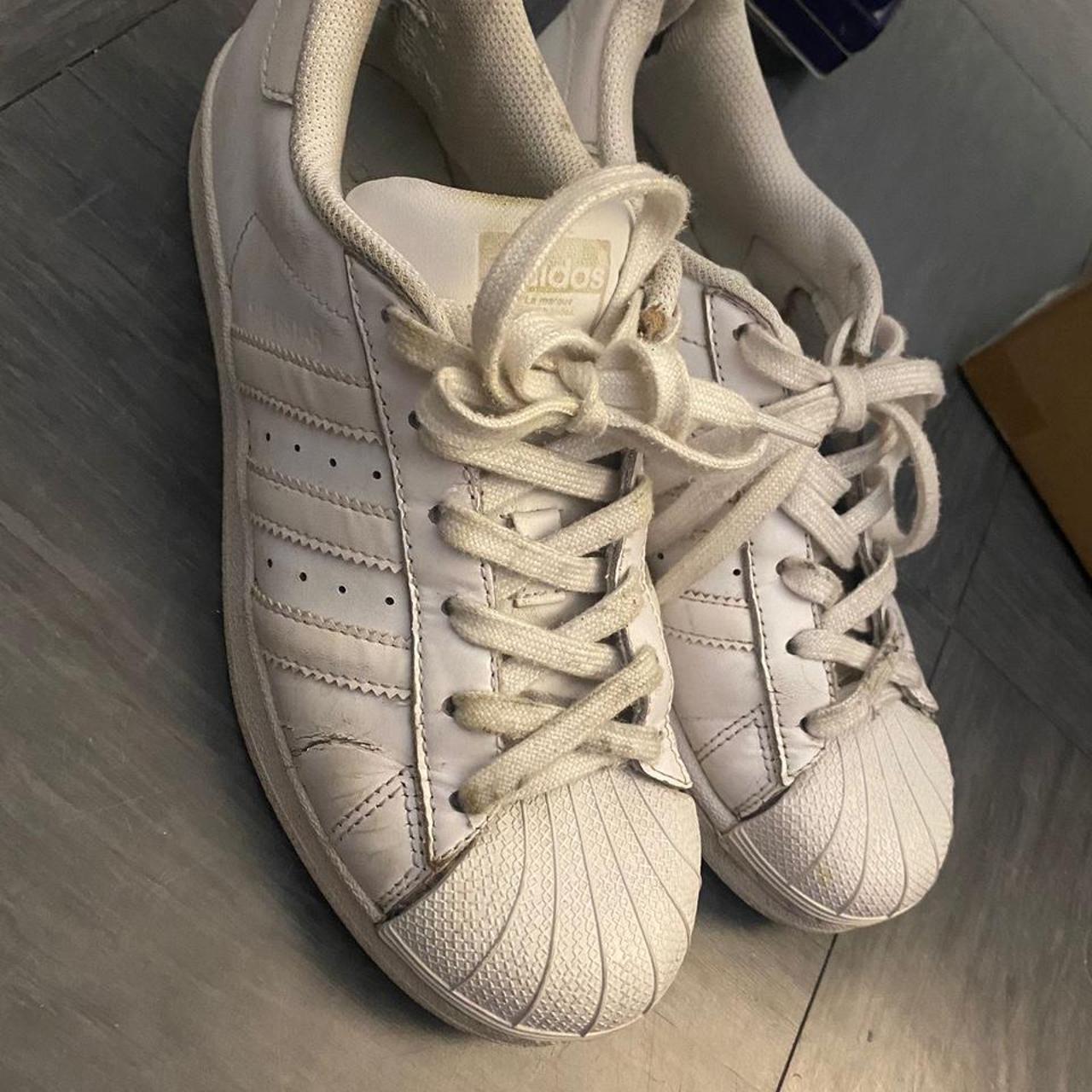 Adidas superstar all shop white size 4.5