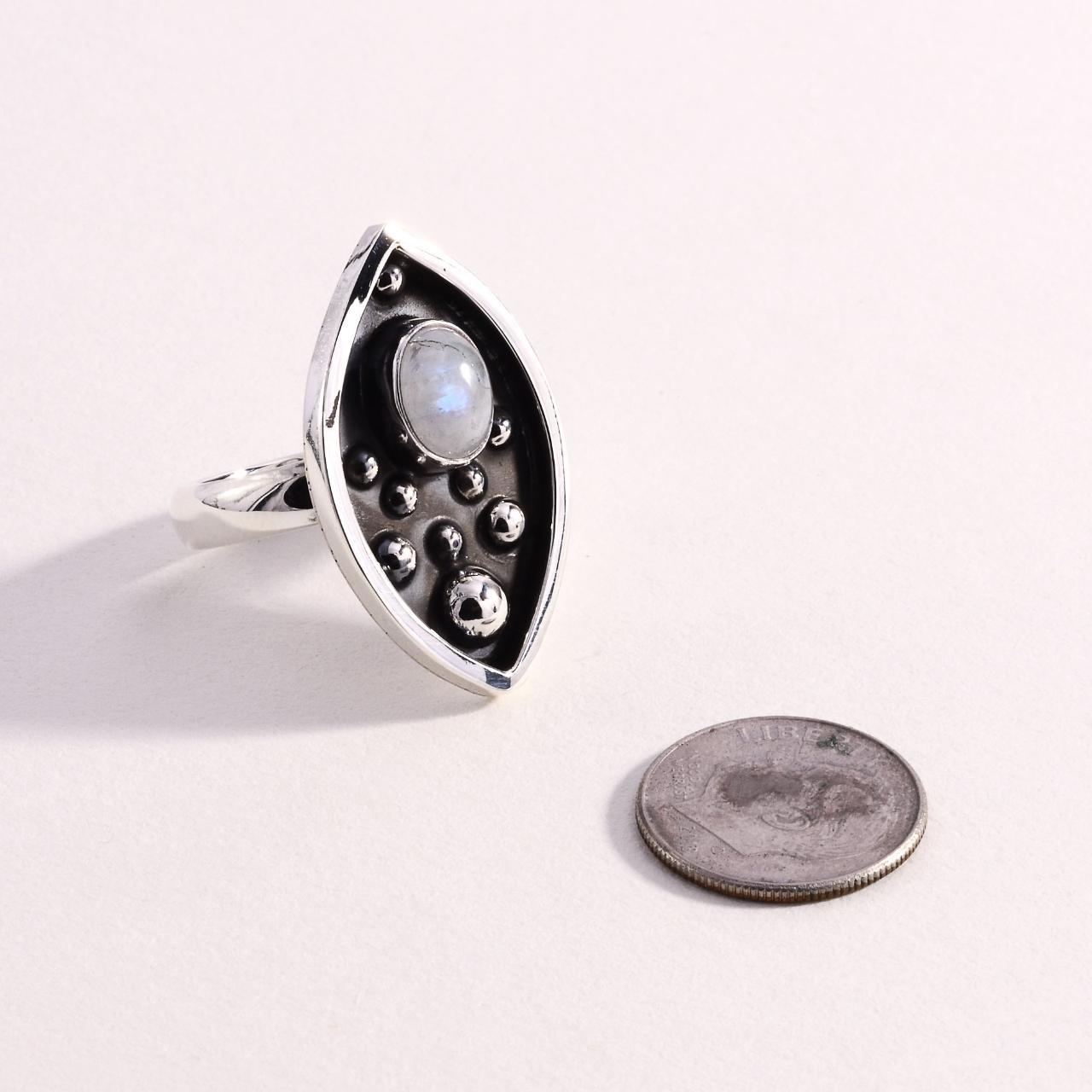 Product Image 3 - Sterling 925 Moonstone Ring

Sterling Silver

Size