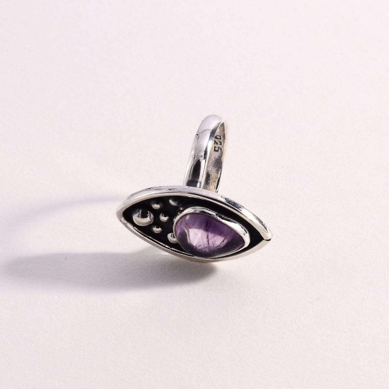 Product Image 4 - Sterling 925 Amethyst Ring

Sterling Silver

Size