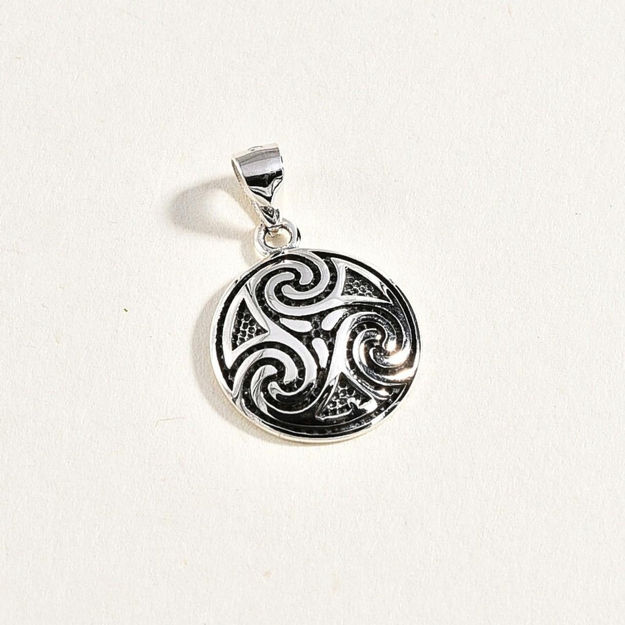 Product Image 2 - Sterling 925 Triskele Pendant
Stamped "925".
Sterling