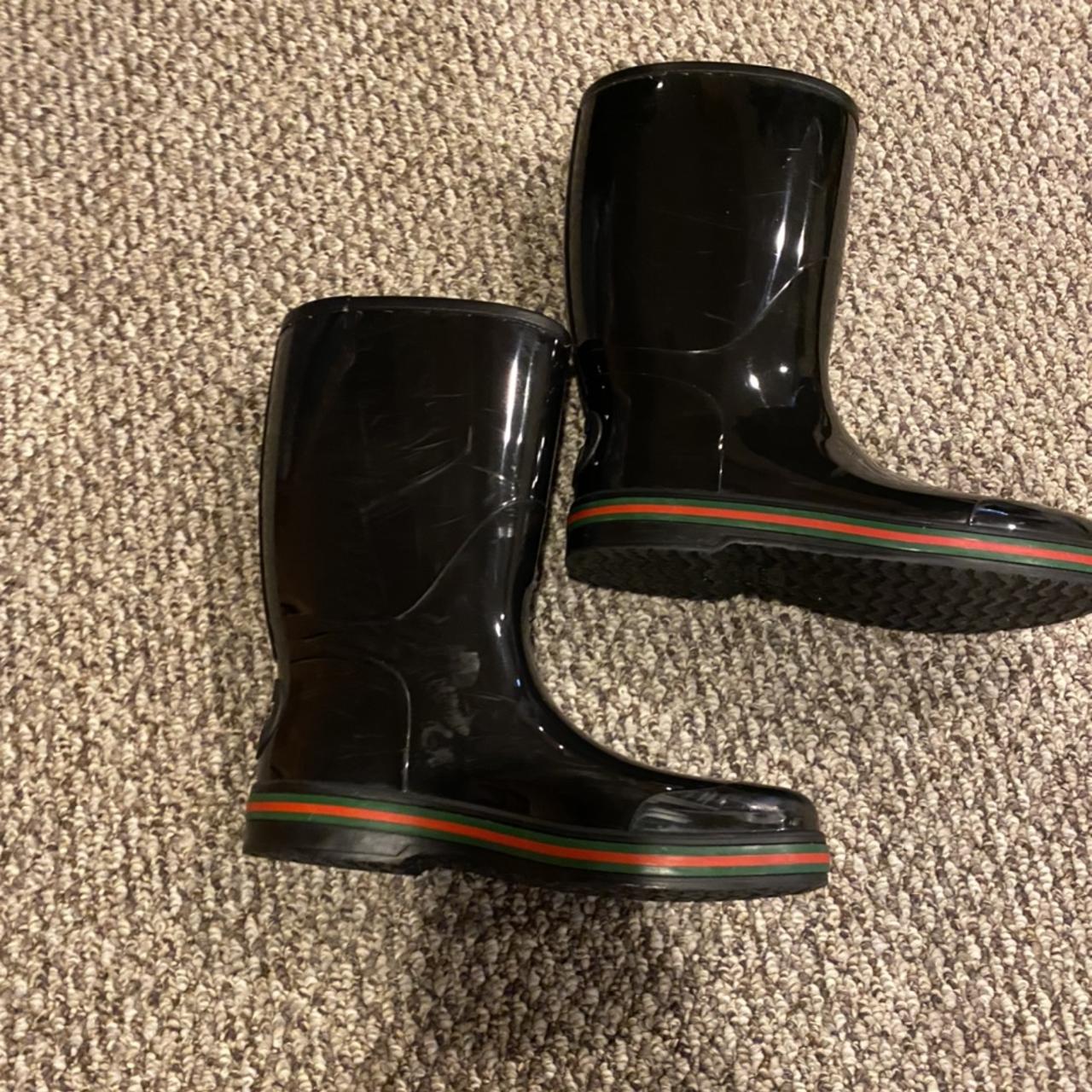 Size 36 Gucci rain boots - Depop