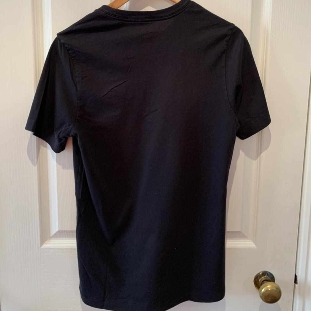 Nike Men's Black T-shirt | Depop