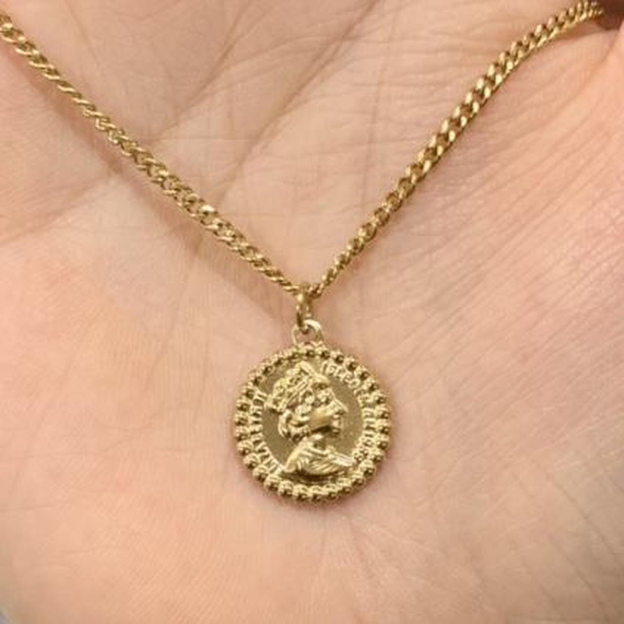 Product Image 2 - Gold Queen Coin Pendant Necklace