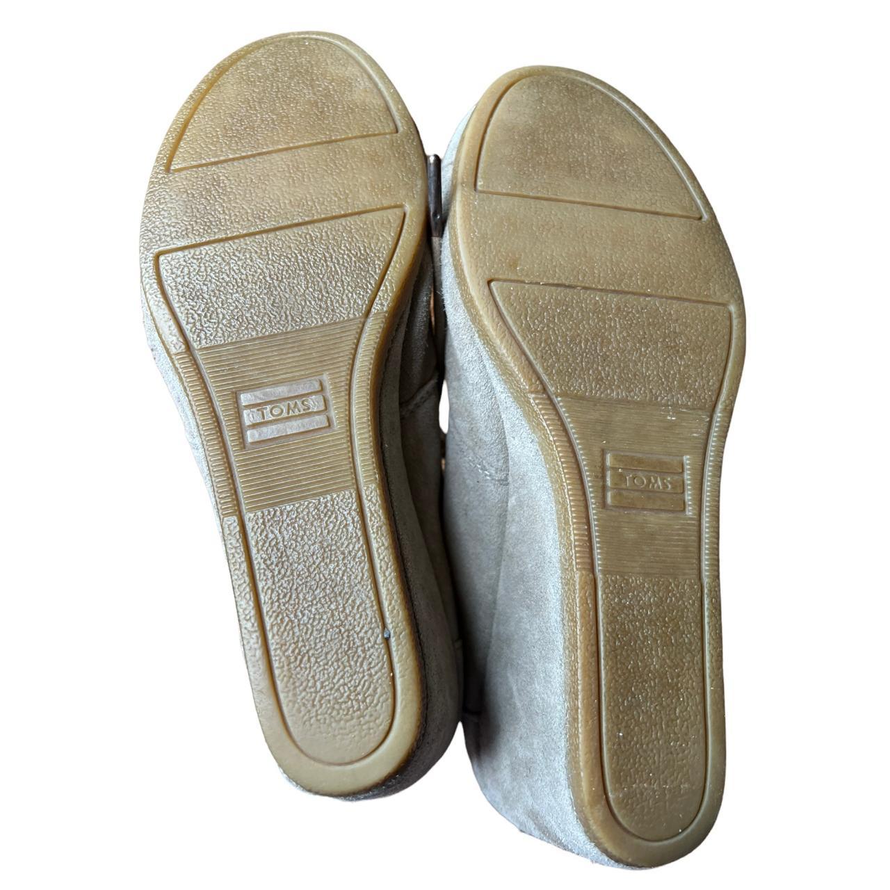 toms cheetah wedges