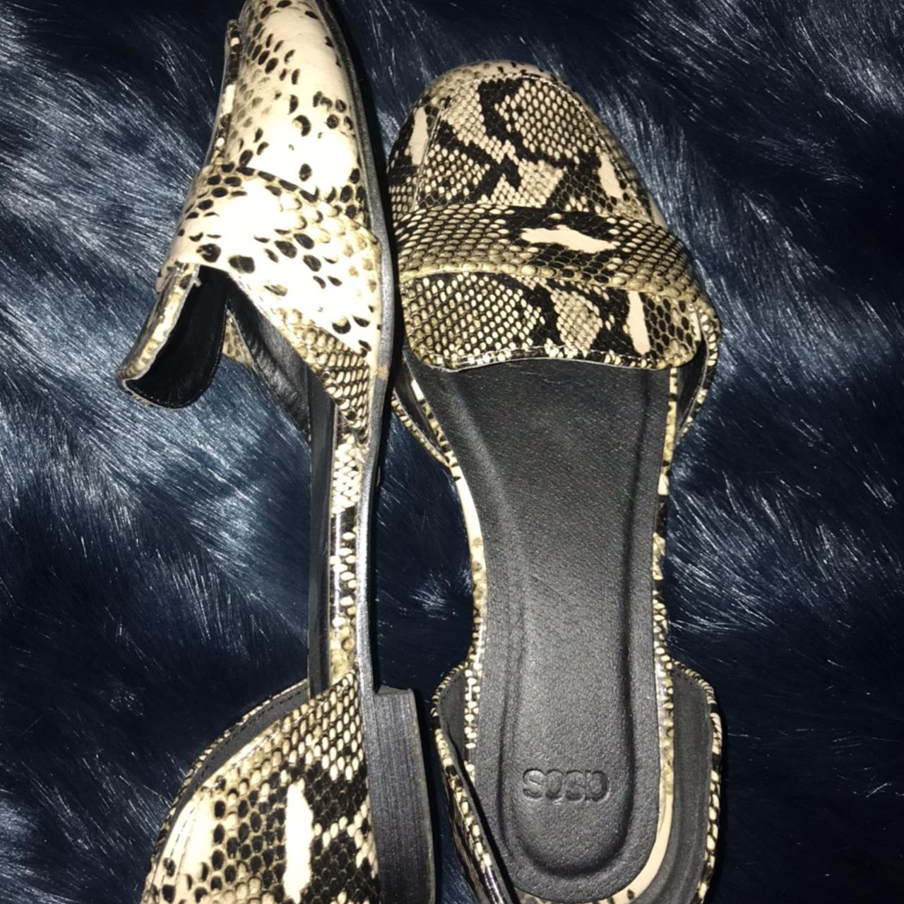Lovely wide fit snake print flats! 9/10 condition,... - Depop