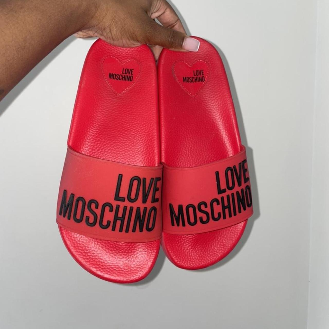 Love moschino online sliders