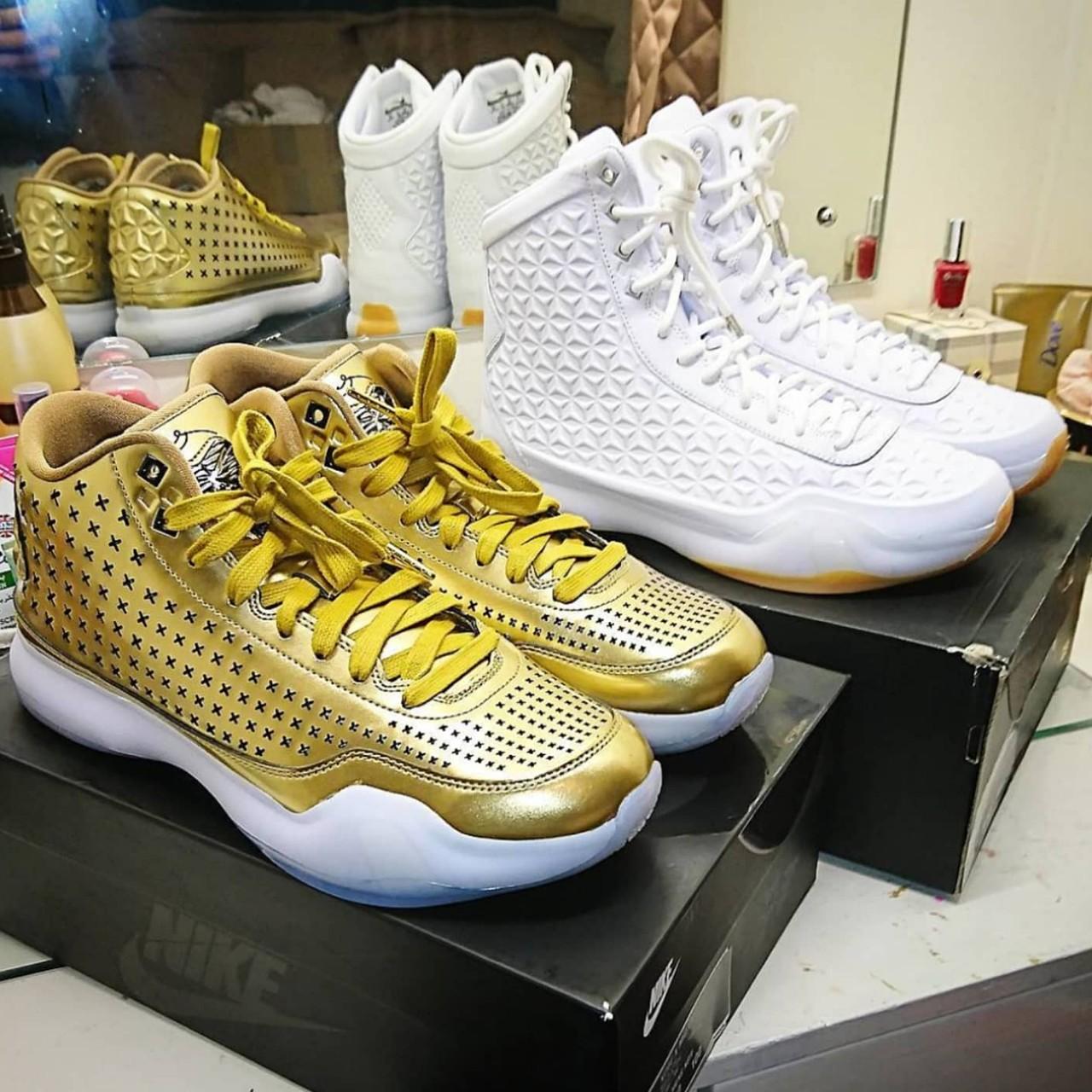 Kobe 10 sale gold