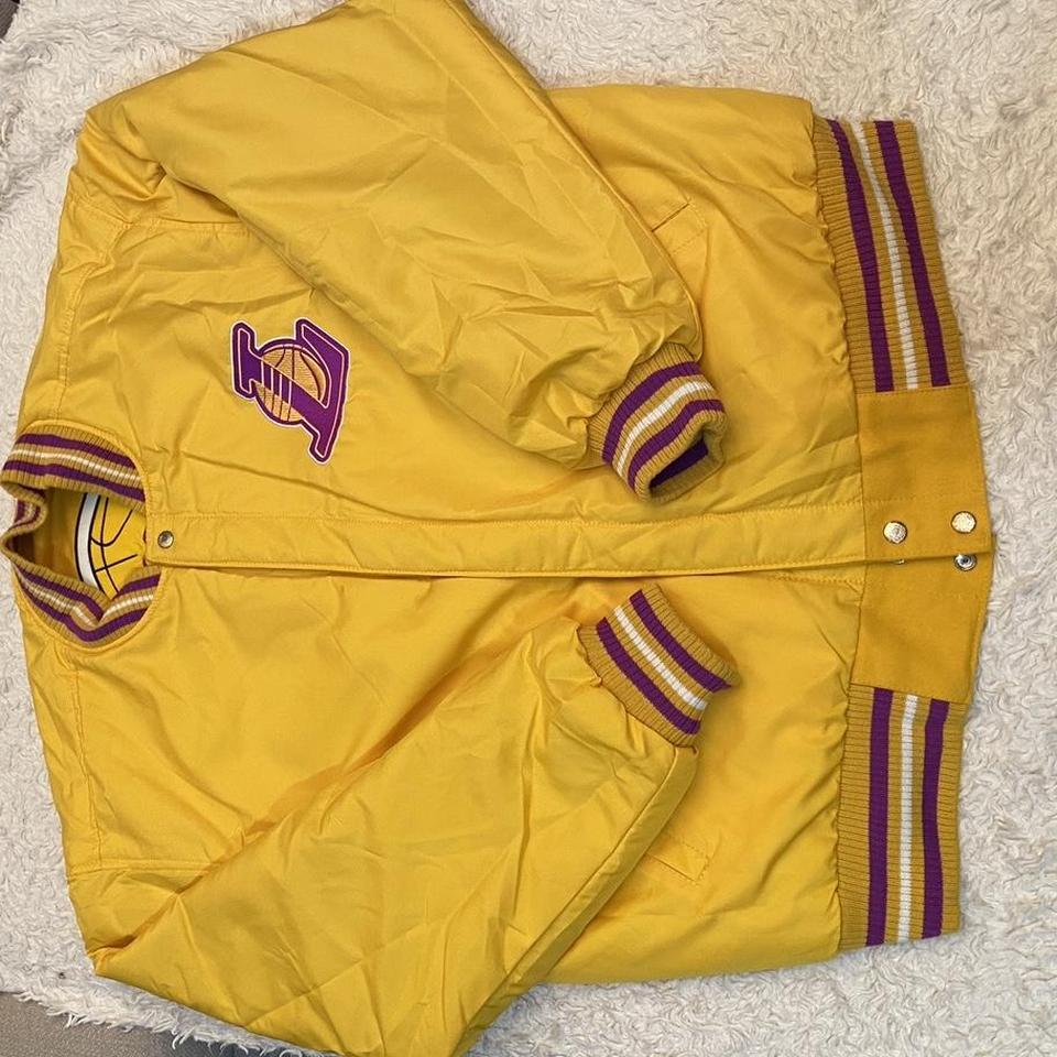 Vintage Lakers Warmup Jacketwith un authenticated - Depop