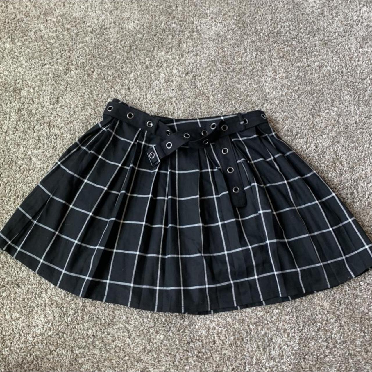 Black Plaid Pleated Skirt from HotTopic! Comes with... - Depop