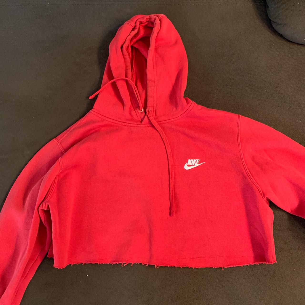 Red nike cheap crop top hoodie