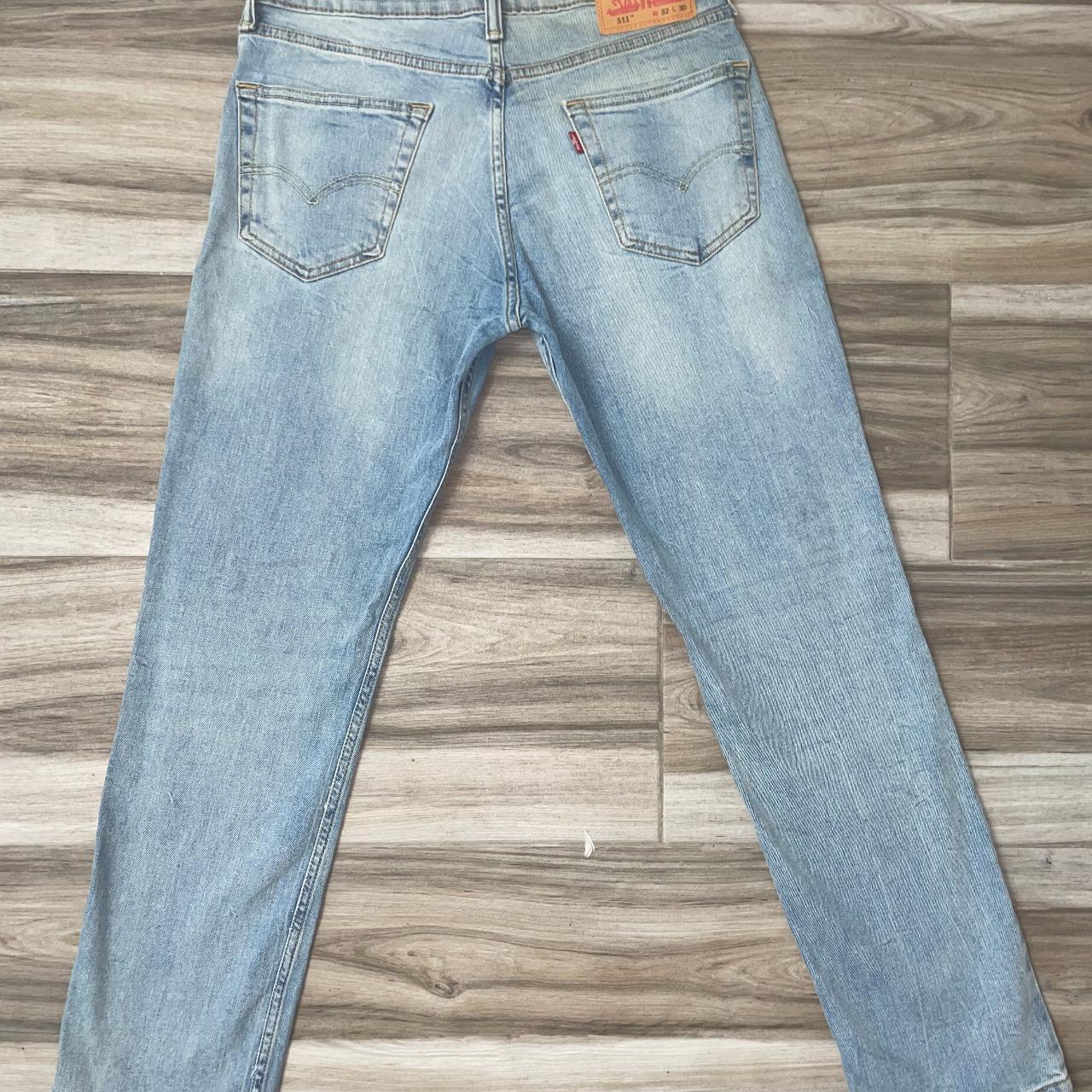 511' straight Levi Jeans 32x30 - Depop