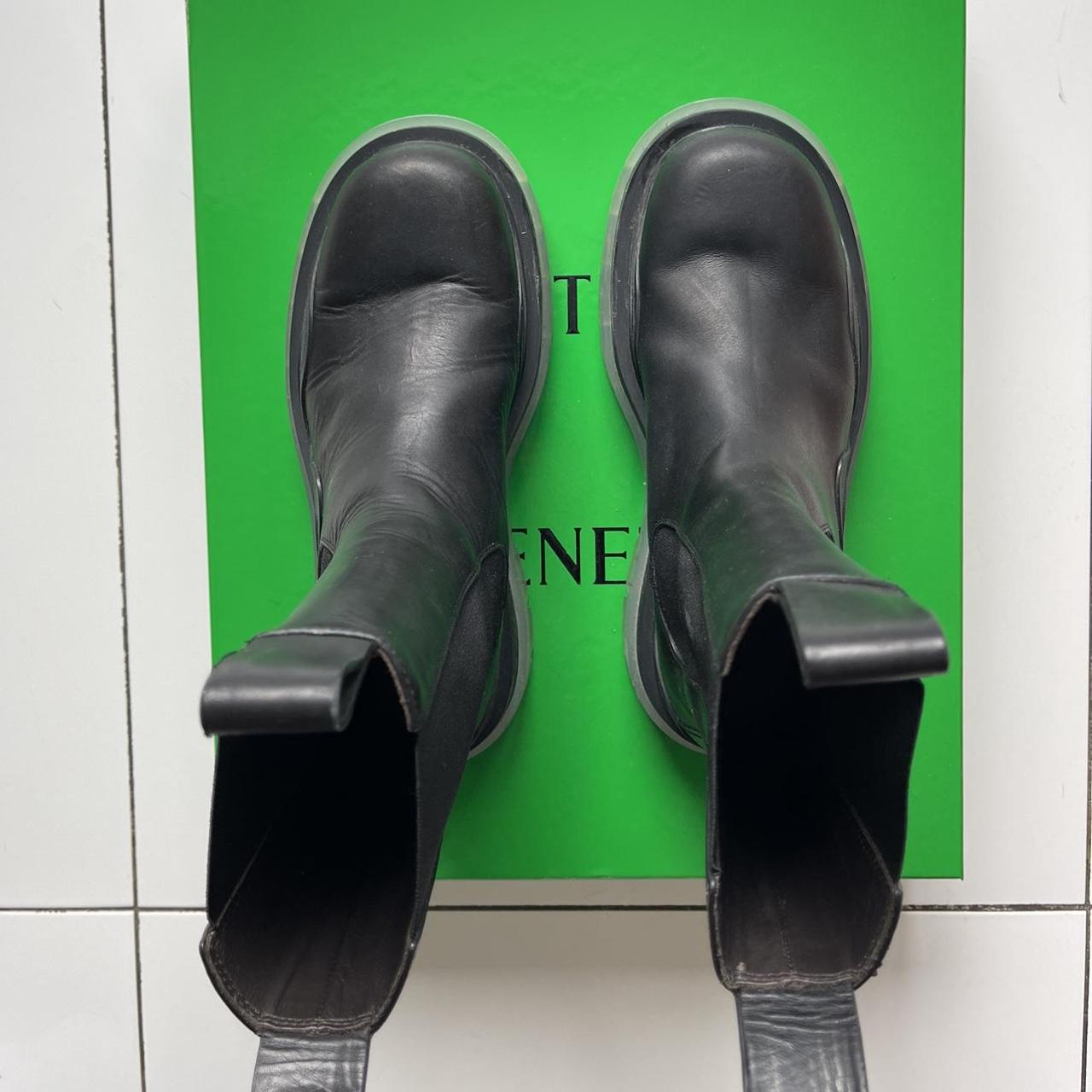 Bottega mens tire boots Size 43 Excellent... Depop