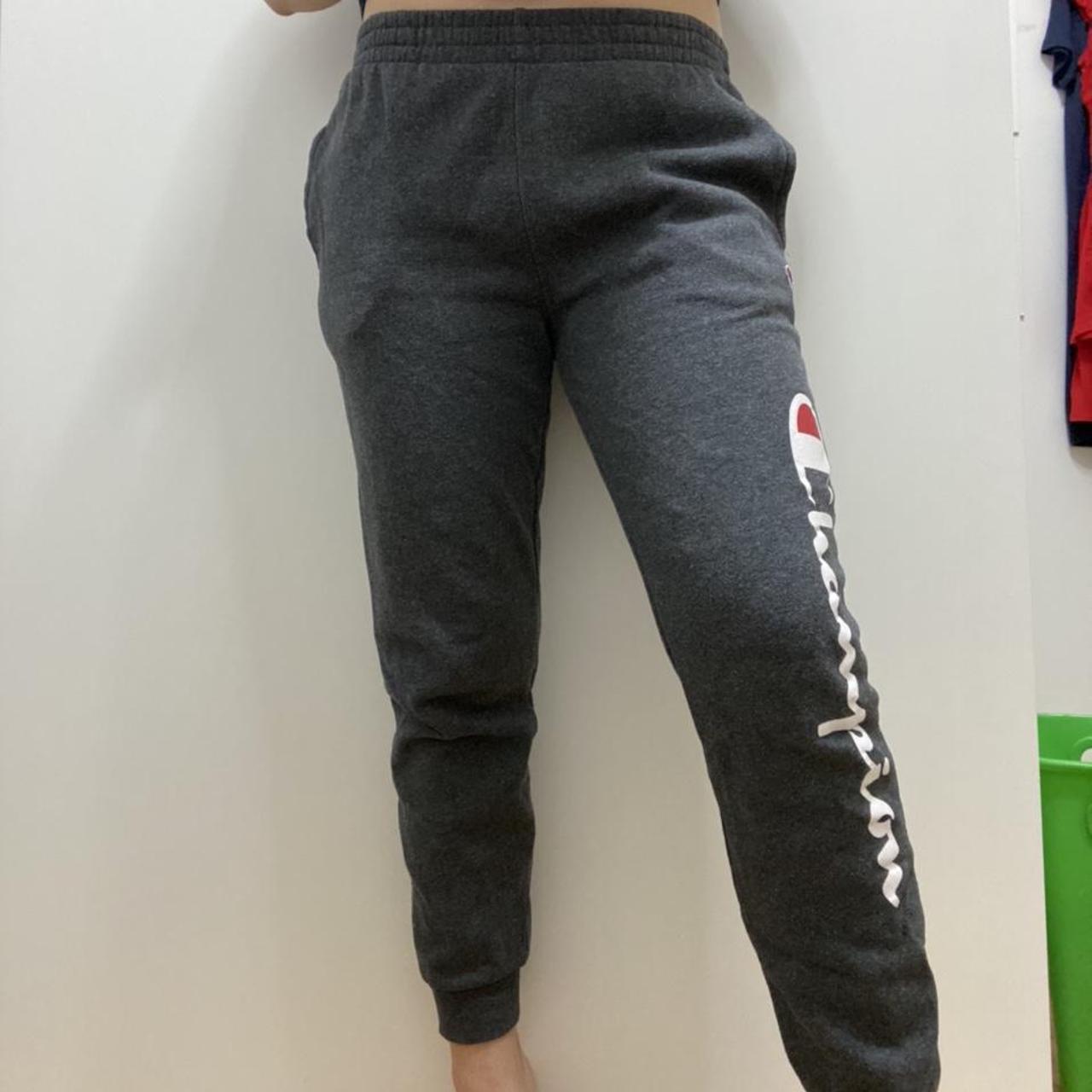 Champion sweatpants outlet for juniors