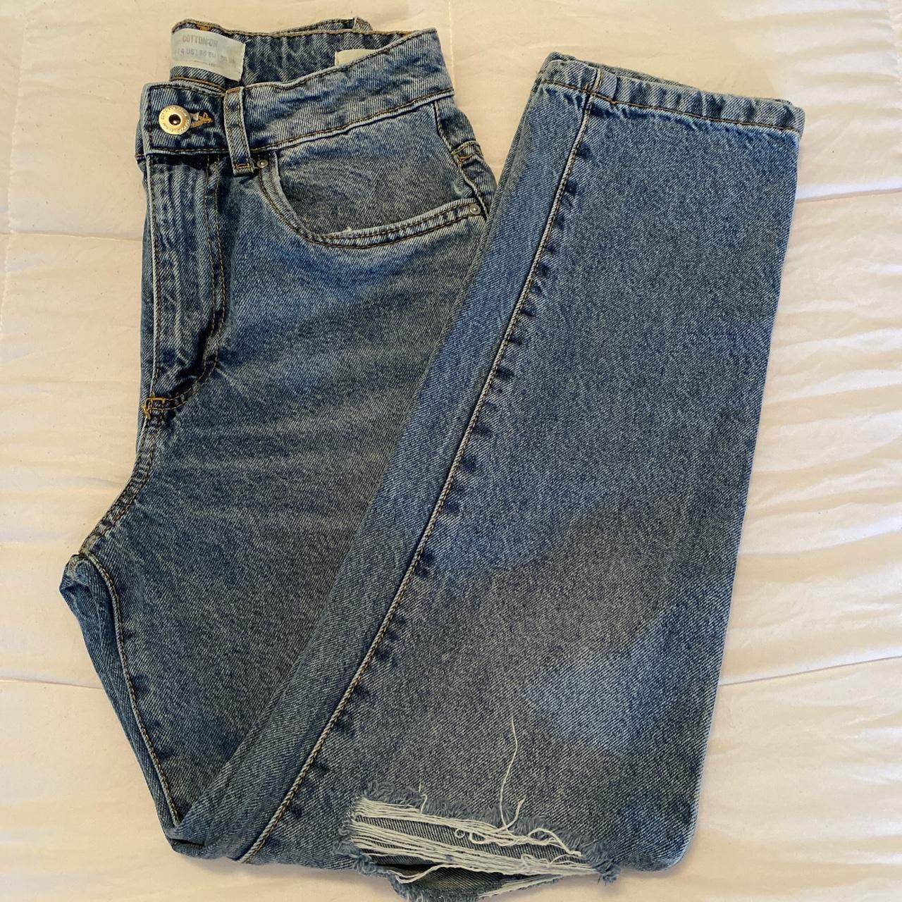 Cotton on mom jeans size 4. They fit like a size... - Depop