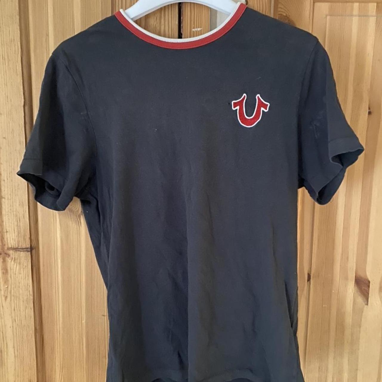 True Religion Men's Black and Red T-shirt | Depop