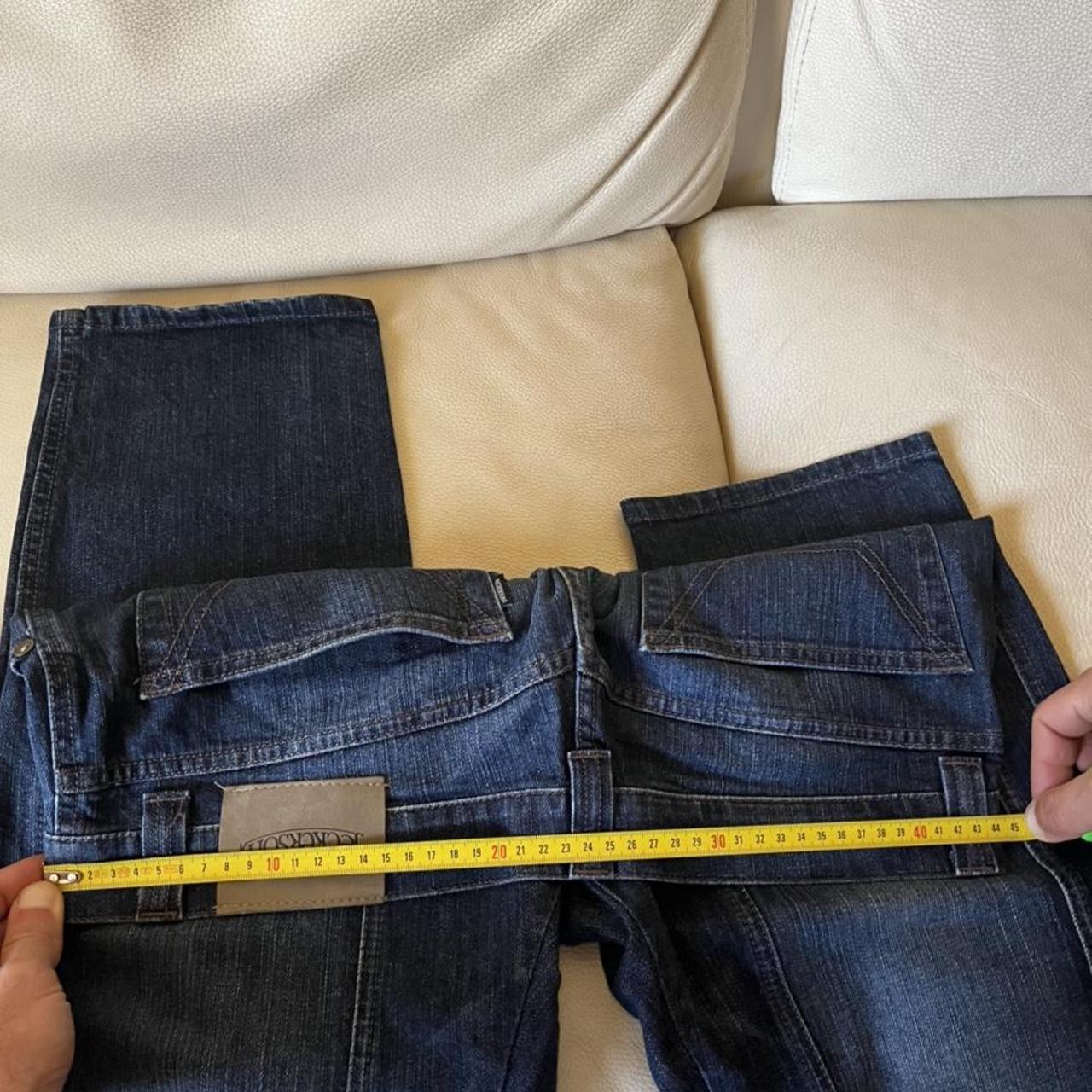 Misure in vita (44 cm) di due Jeckerson di jeans - Depop