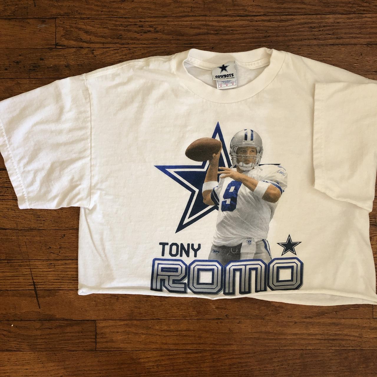 Dallas cowboys old navy shirt. Fits good  - Depop