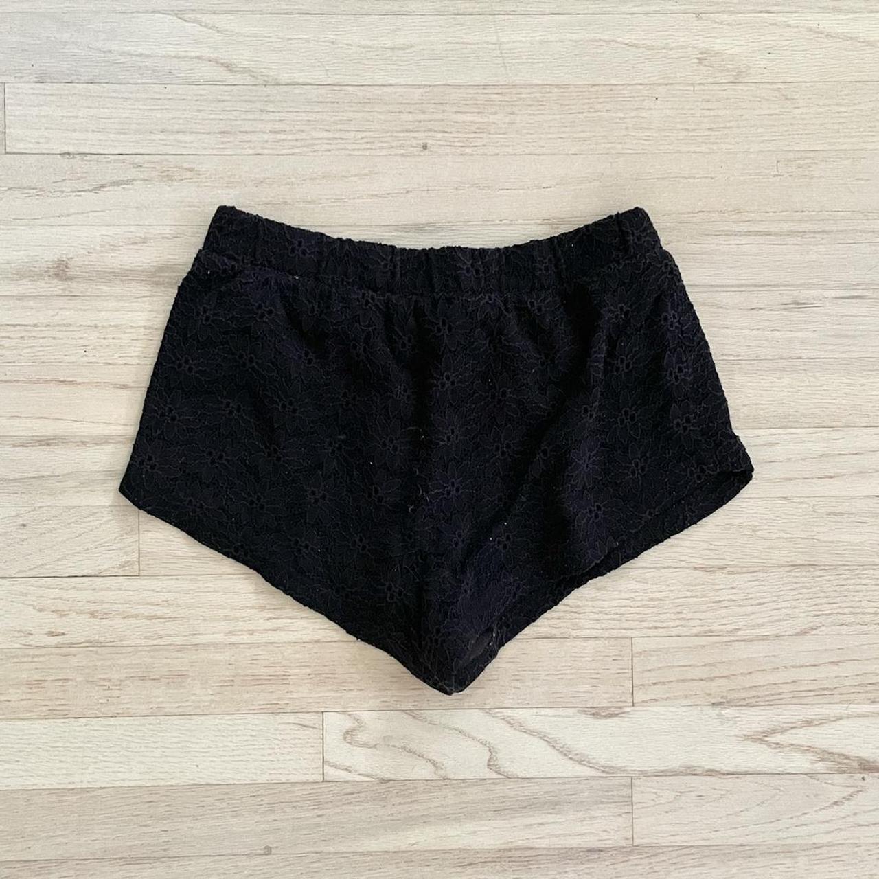 Black lace shorts forever 21 hotsell