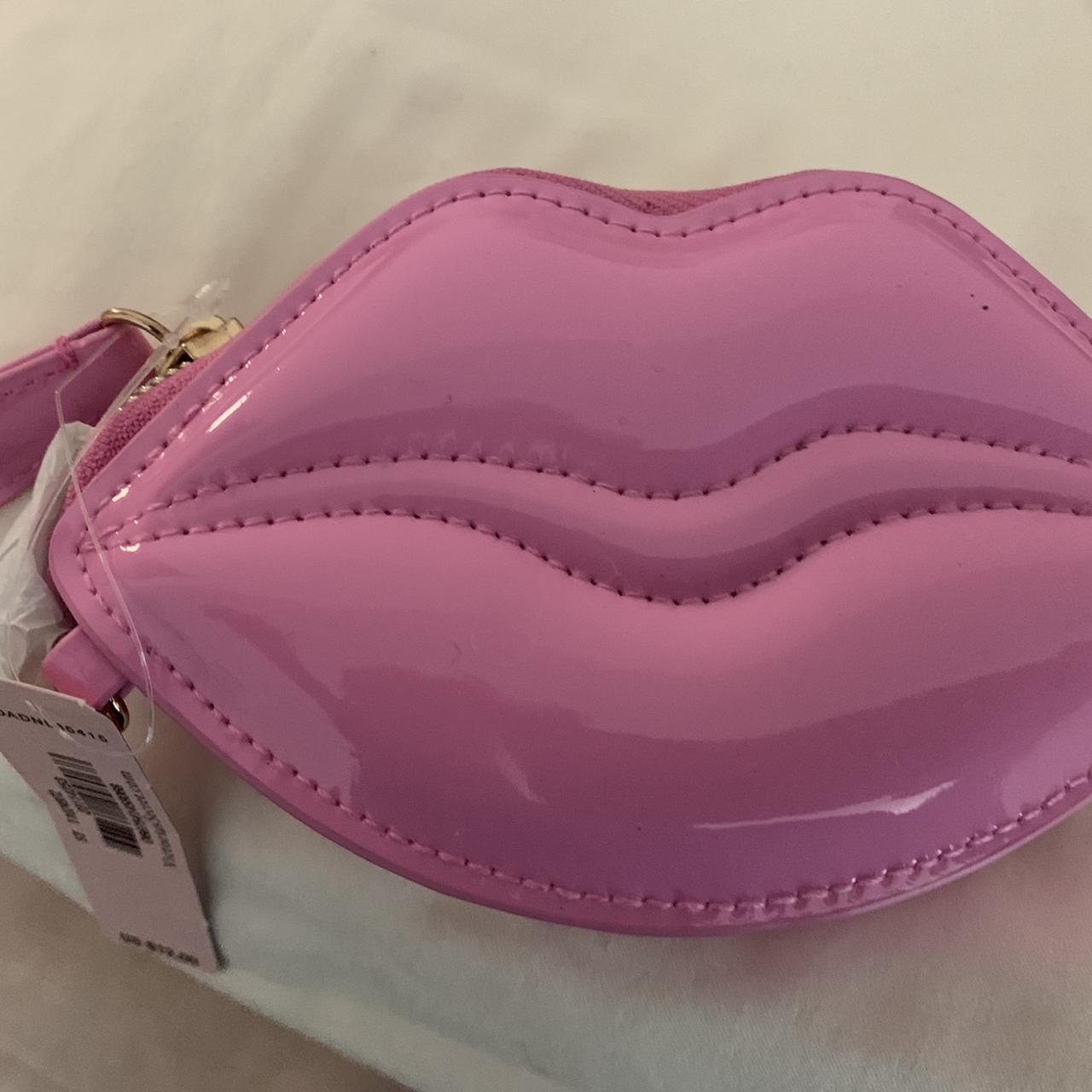 Victoria's Secret Coin Purse, Women's Fashion, Bags & Wallets, Wallets &  Card Holders on Carousell