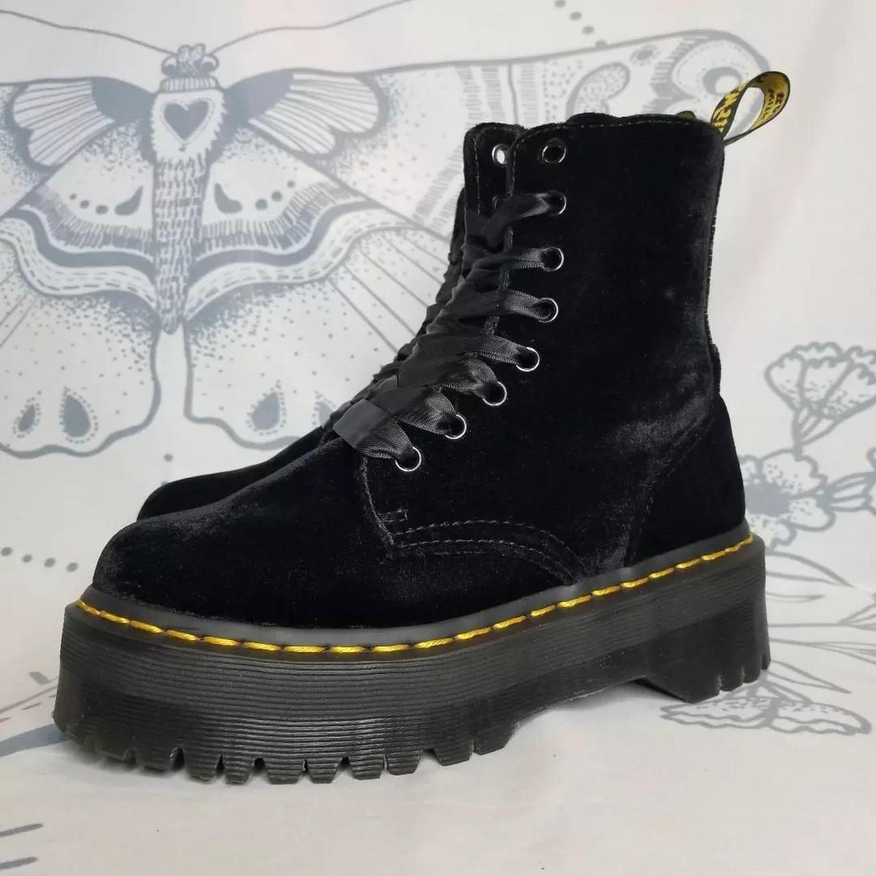 velvet jadon dr martens