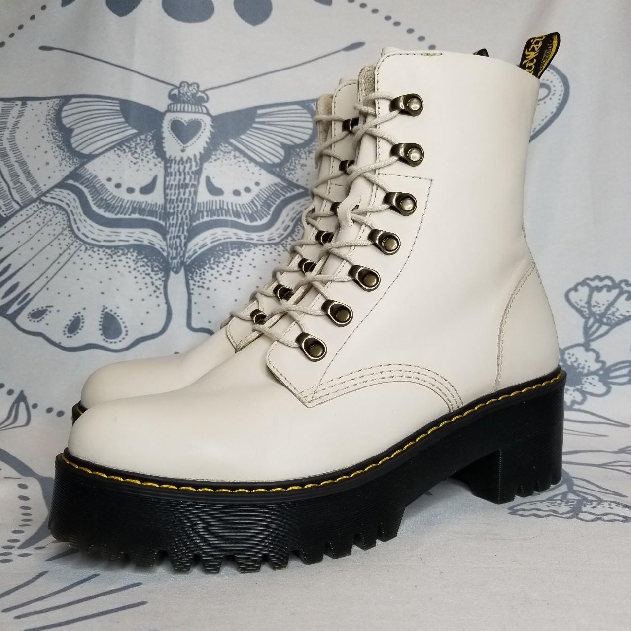 dr martens leona bone size 6