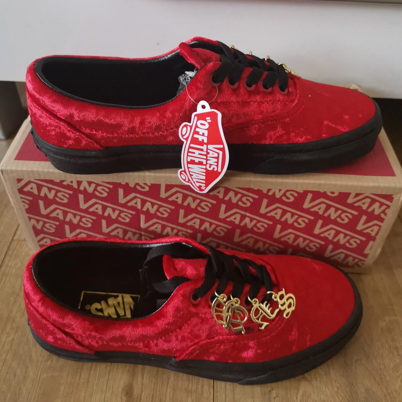 vans era id