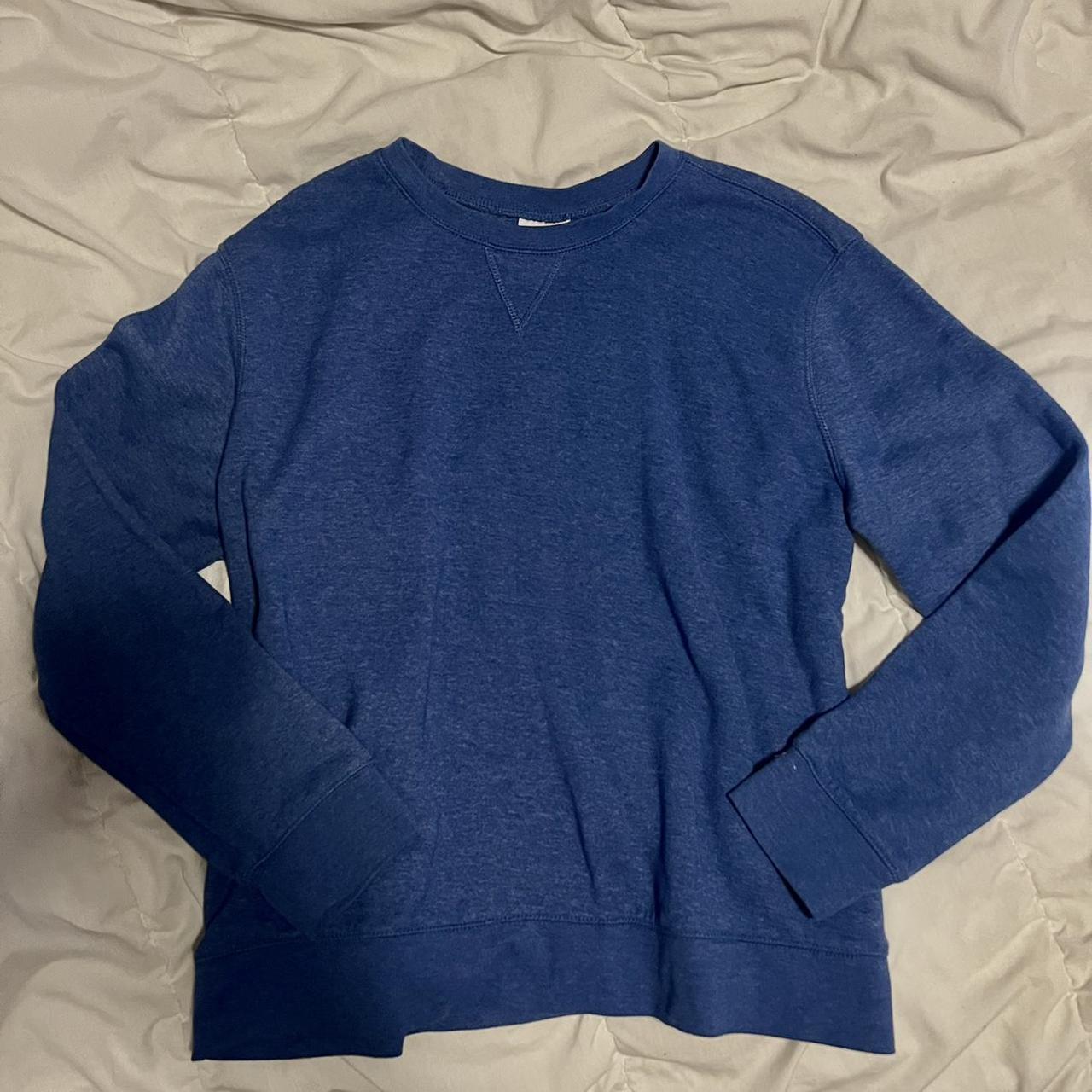 super soft blue everlast sweater size: l - Depop