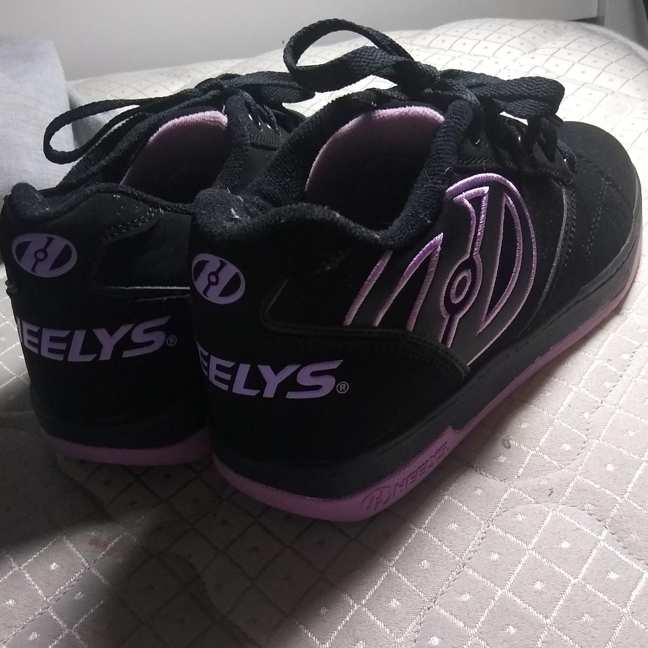 Black and best sale purple heelys