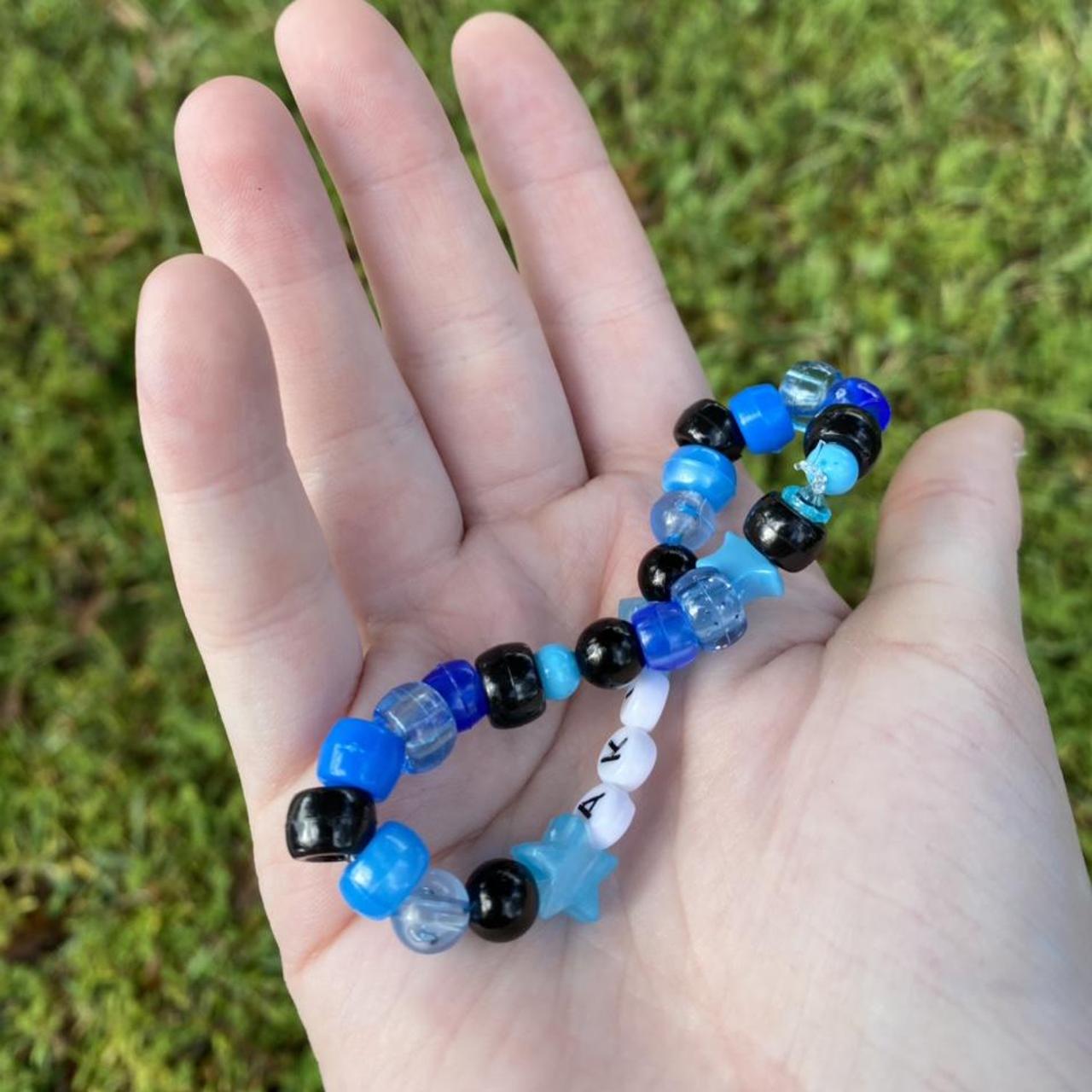 AKI CHAINSAW MAN KANDI BRACELET 🧊 ✧29 beads - about | Depop