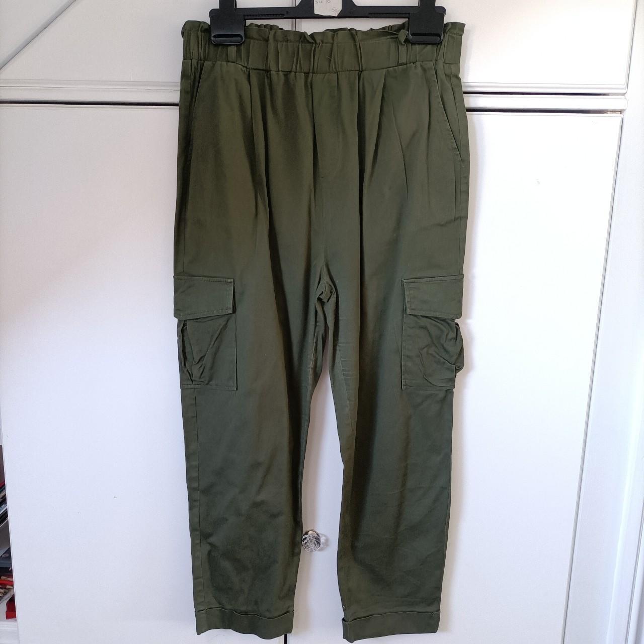 Khaki green cargo pants with comfortable elasticated... - Depop