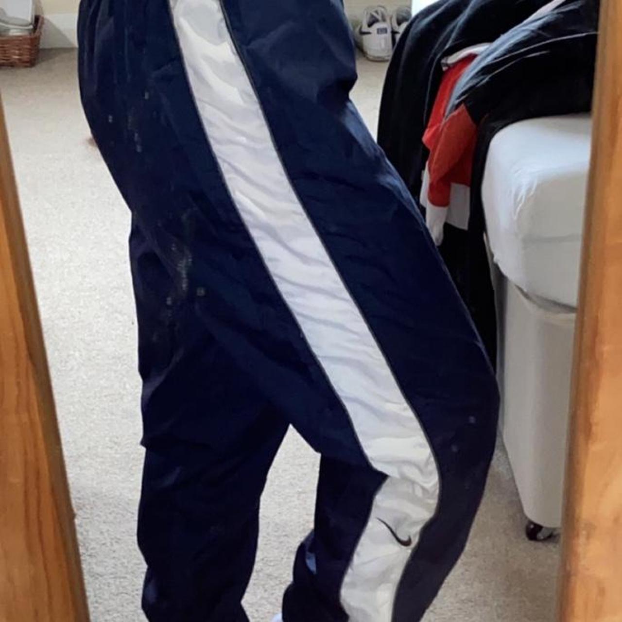 nike medium tracksuit bottoms