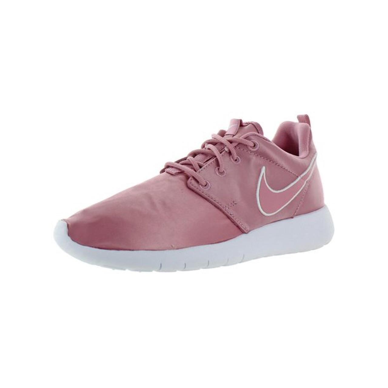 nike roshe one elemental pink