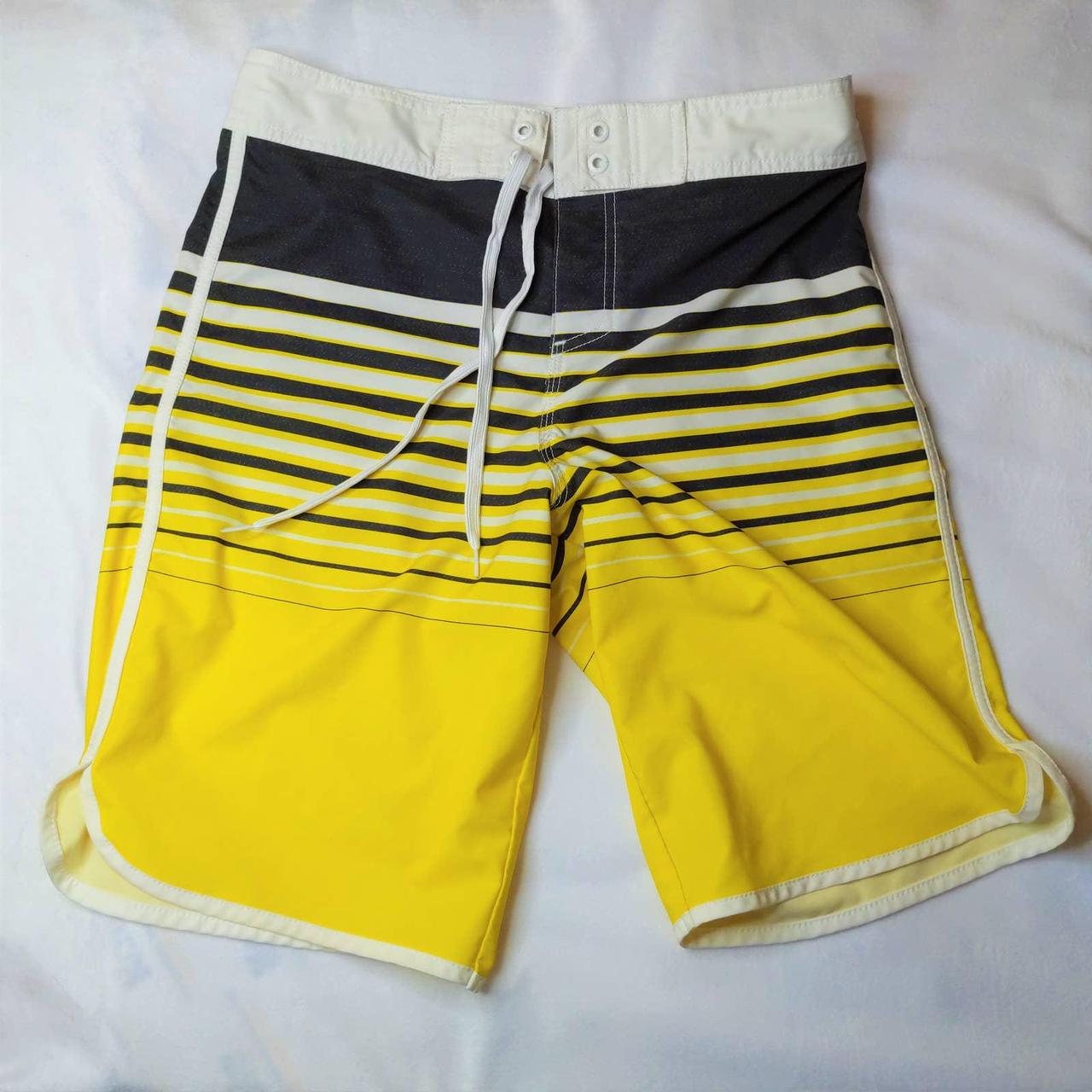 mossimo supply co swim trunks