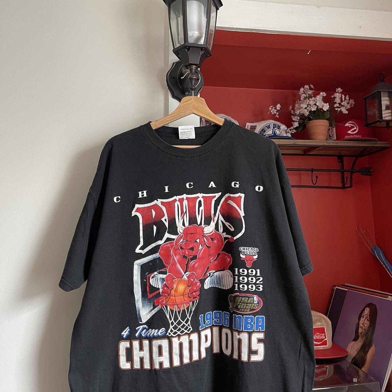 Vintage 1996 Chicago Bulls Shirt. The shirt is in... - Depop