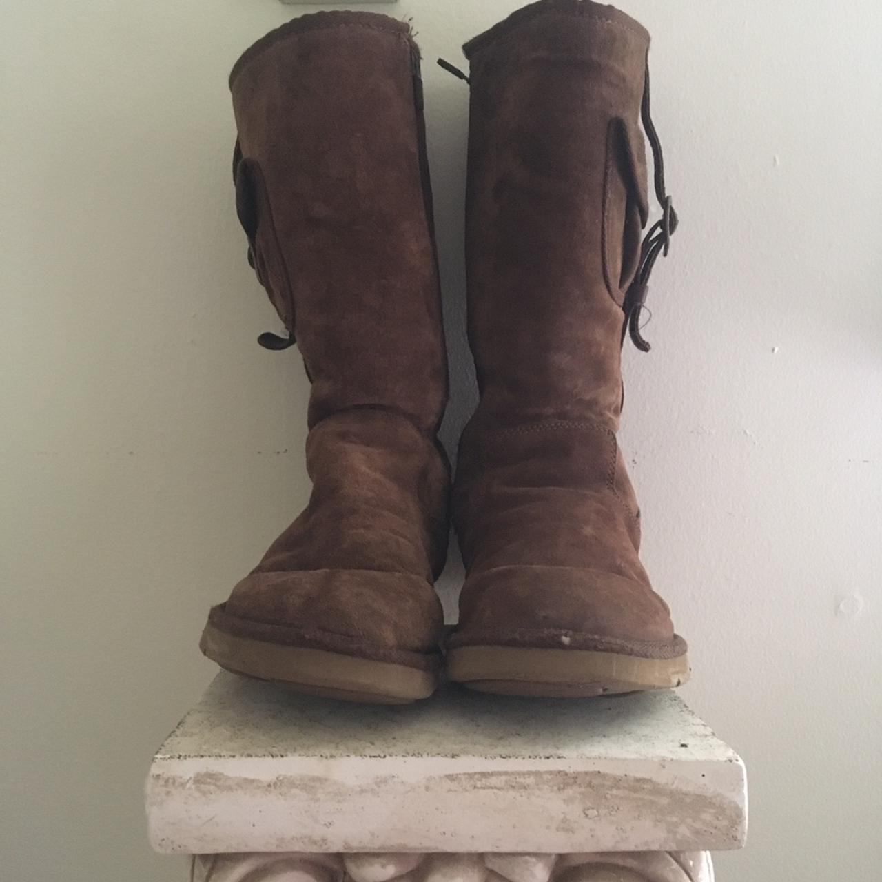 Rare dope stylish Uggs with a cute lil Depop