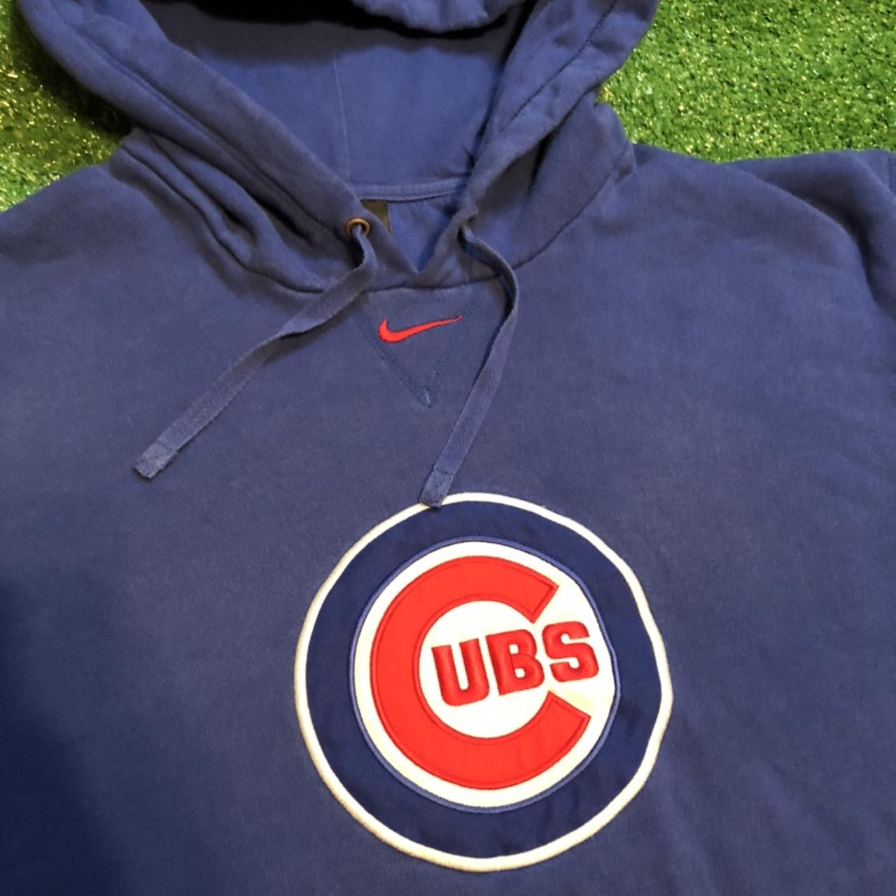 Chicago Cubs x Nike hoodie sz L/M looks a little - Depop